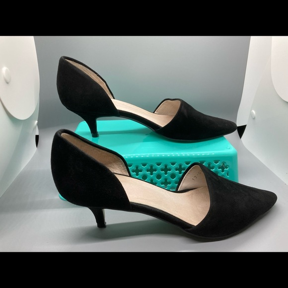 J.Jill. 7.5
Black Suede w Kitten heels - Picture 3 of 7